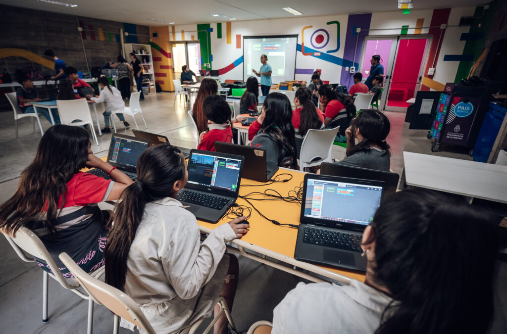 Fondo CCI. Gamificación e Inteligencia Artificial: Innovación educativa de la mano de Creativos Digitales